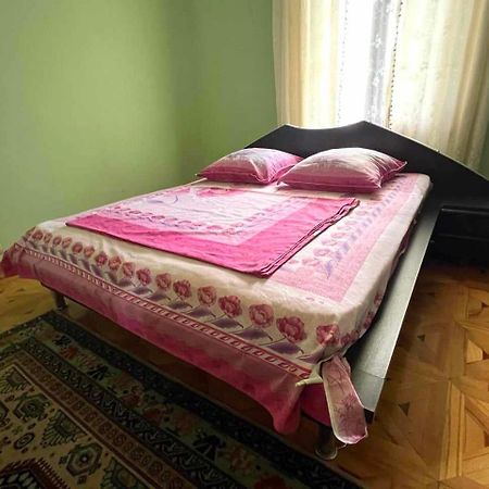 Hotel G I O Samtredia Kültér fotó