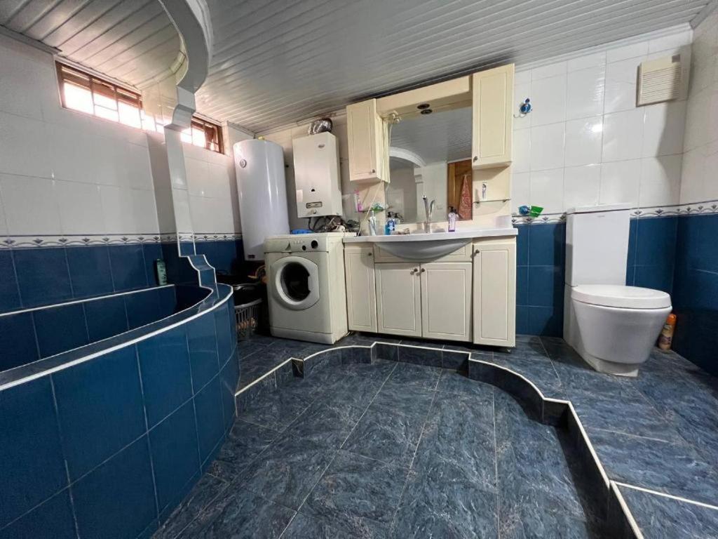 Hotel G I O Samtredia Kültér fotó