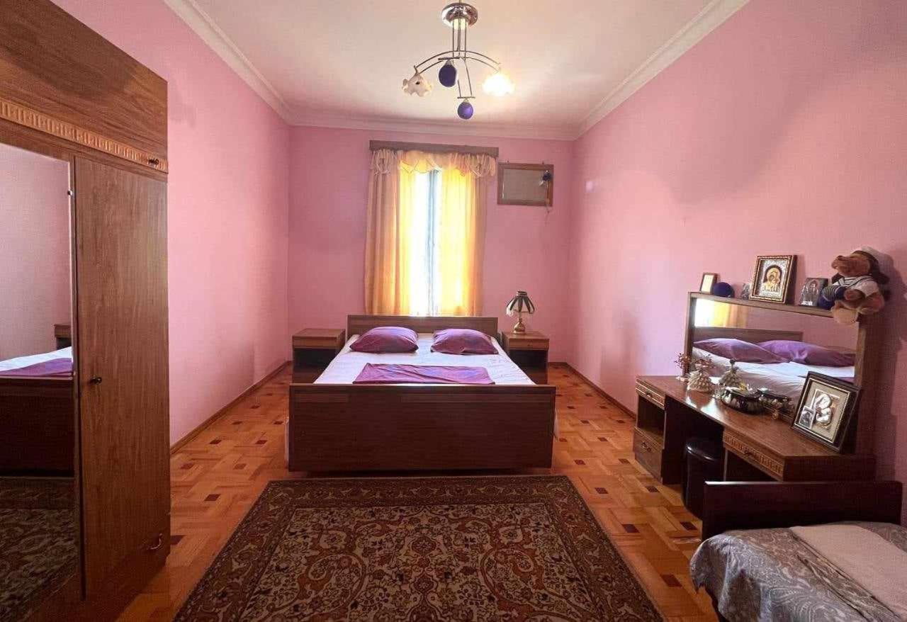 Hotel G I O Samtredia Kültér fotó